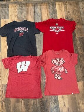 Lot of 4 Wisconsin Badgers Red Graphic T-Shirt - Badgers Logo